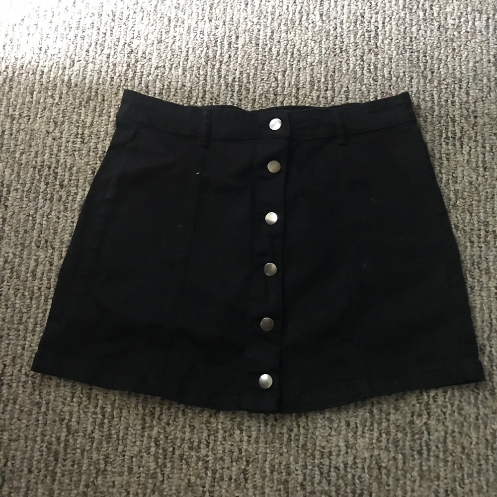 Forever 21 button front skirt